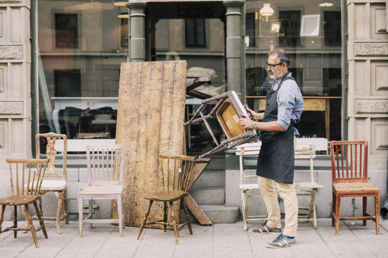 Affordable furniture delivery deals