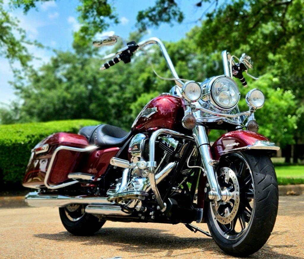 2014 Harley Davidson Road King, available on eBay Motors.