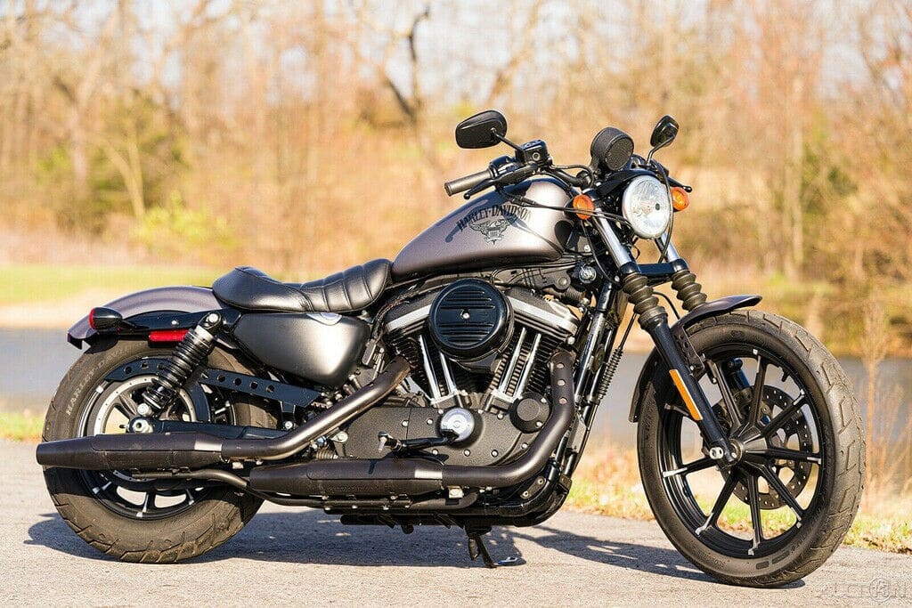 2017 Harley-Davidson Sportster 883 Iron XL883N, available on eBay Motors.
