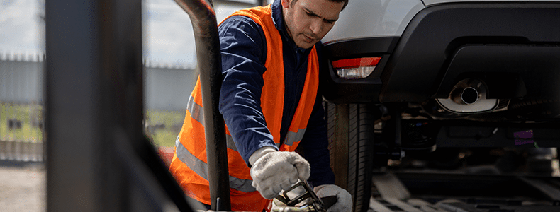 A reliable carrier providing vehicle shipping services