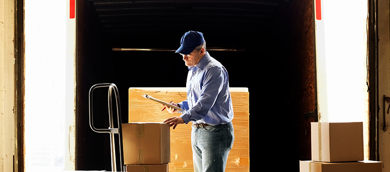 a business shipper shown as an example of a consignee in shipping