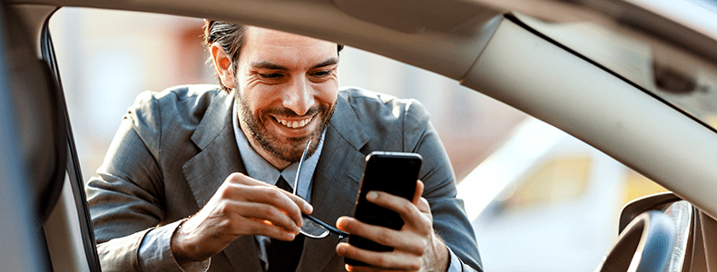 man shipping a car with uShip